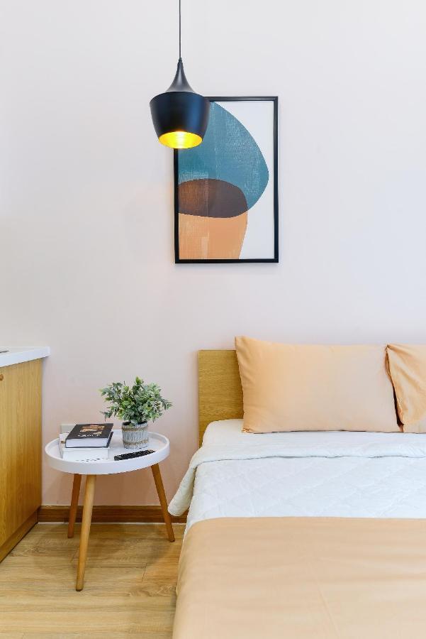 Cozrum Homes - Rivera Corner Thành Pho Ho Chí Minh Esterno foto
