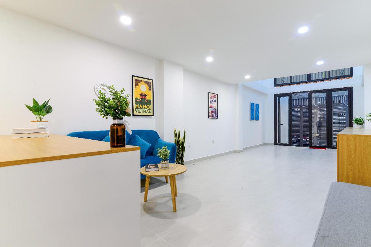 Cozrum Homes - Rivera Corner Thành Pho Ho Chí Minh Esterno foto